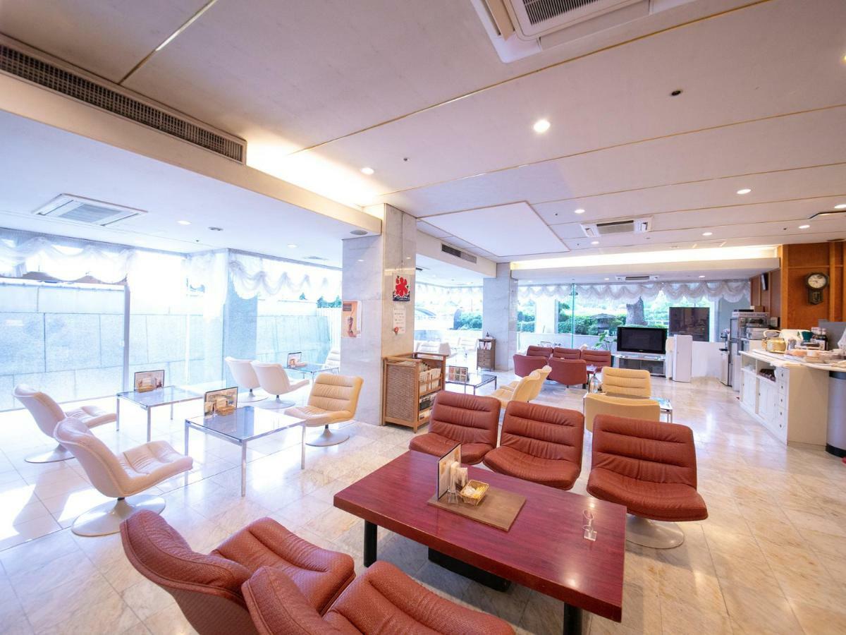 Iwakuni Kokusai Kanko Hotel Exterior foto